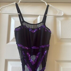 Dance costume could be used for various genres